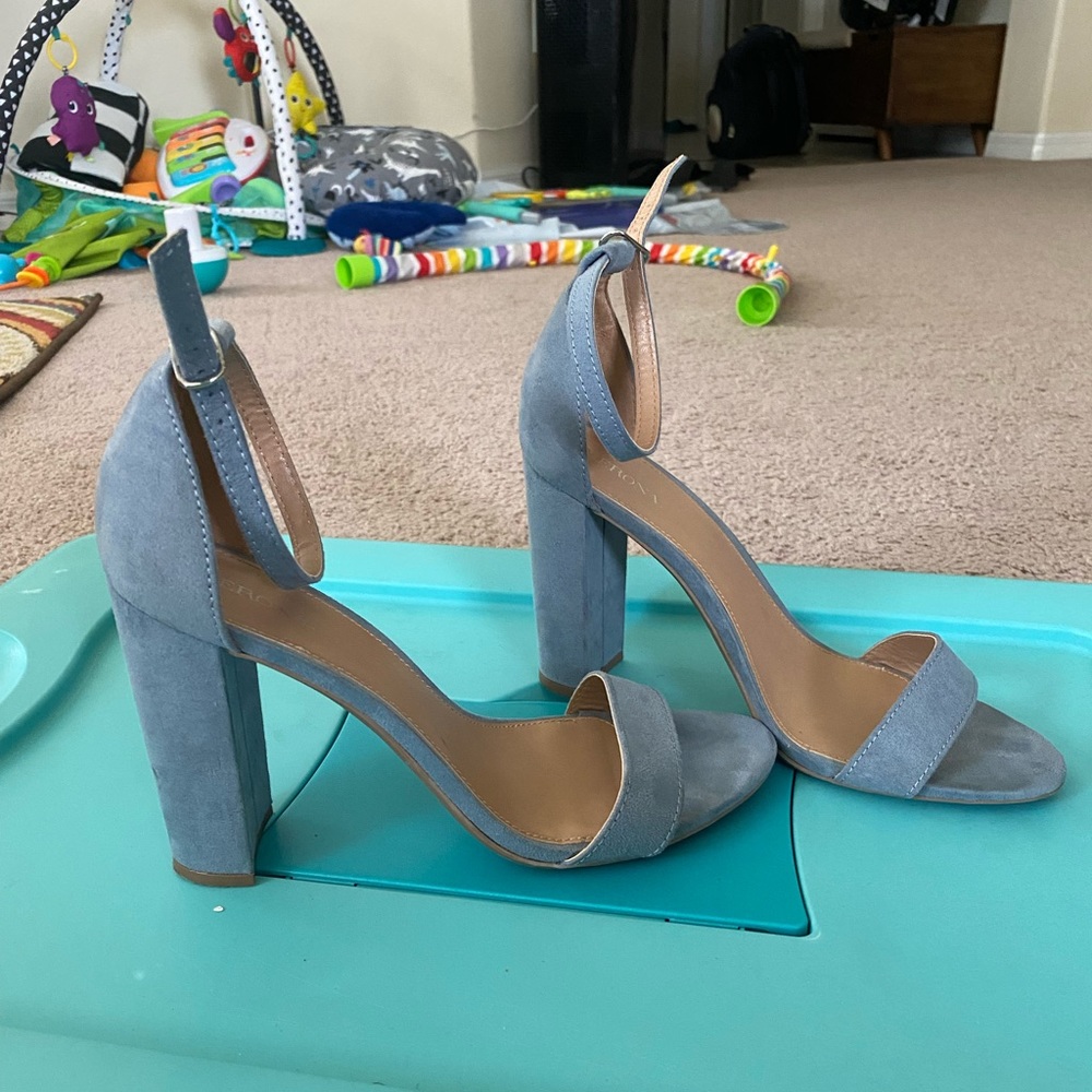Light blue heels size 8.5